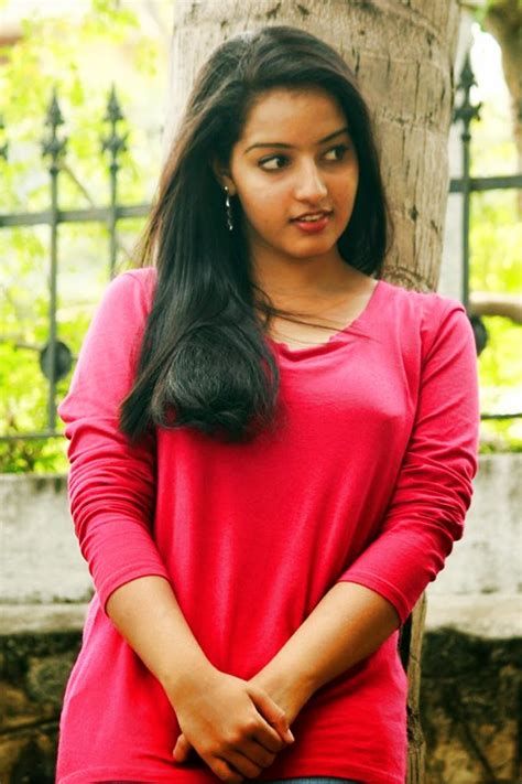 malavika hot|100+ Malavika Menon Photos .